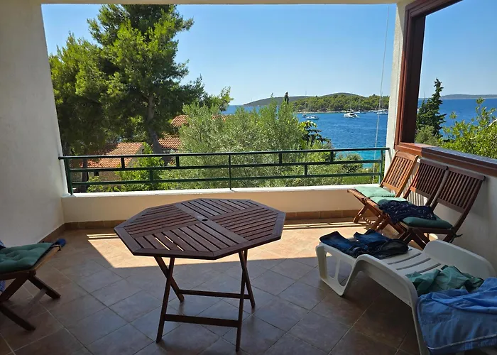 Villa Maslinica Maslinica