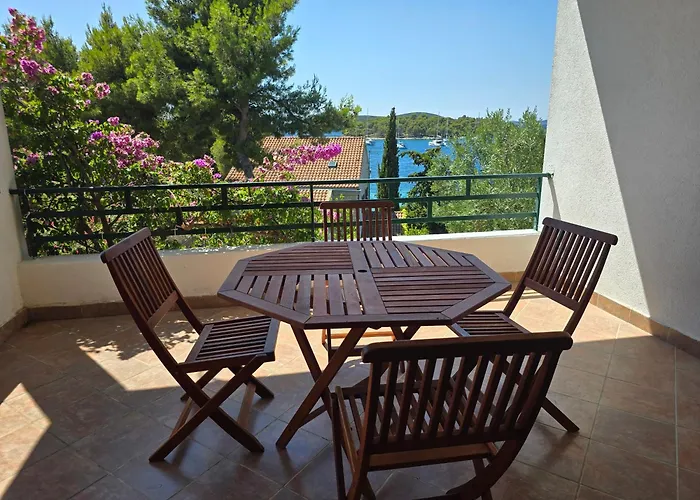 Villa Maslinica 아파트 마슬리니카
